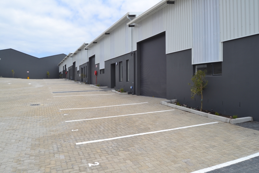 To Let Commercial Property for Rent in Rivergate Western Cape